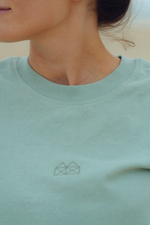 SHIRT x HUETTEHUETTE | aloe